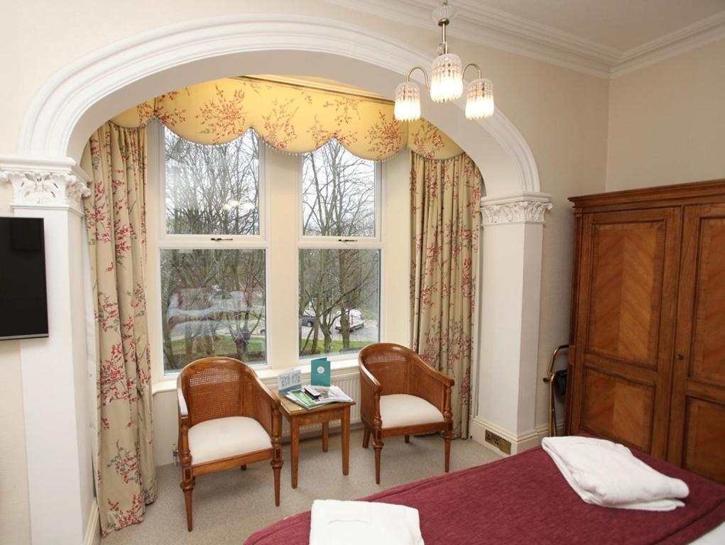Ascot House Hotel Harrogate Exterior foto